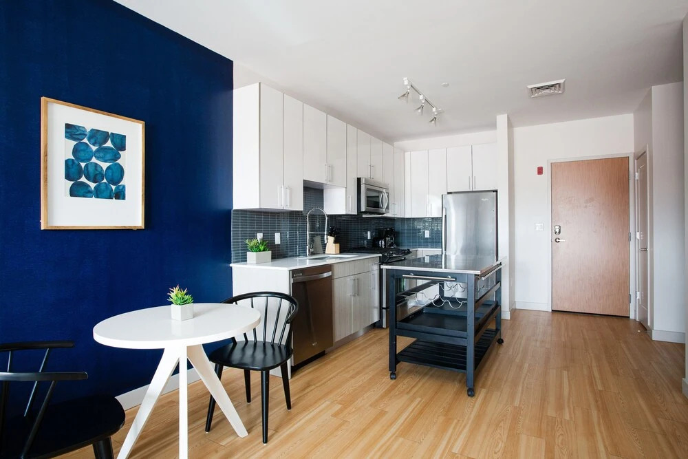 Bright Seaport Suites by Sonder