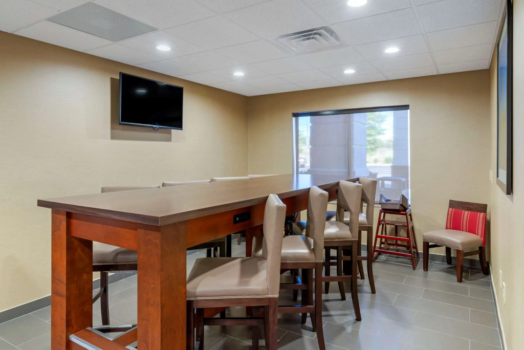 Comfort Inn & Suites Montgomery Eastchase