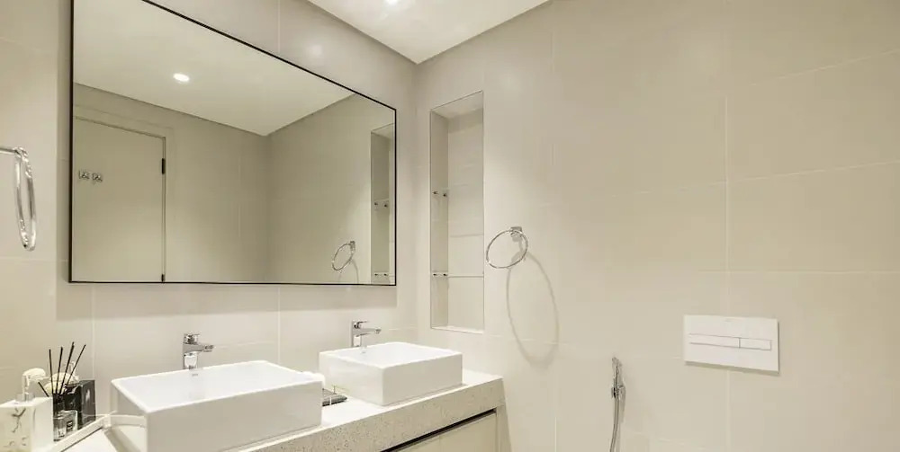LUX The Marina Vista Beachfront Suite 3