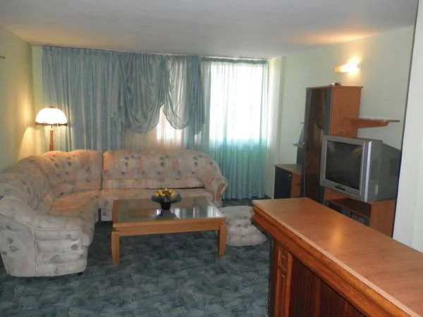 Bor Hotel