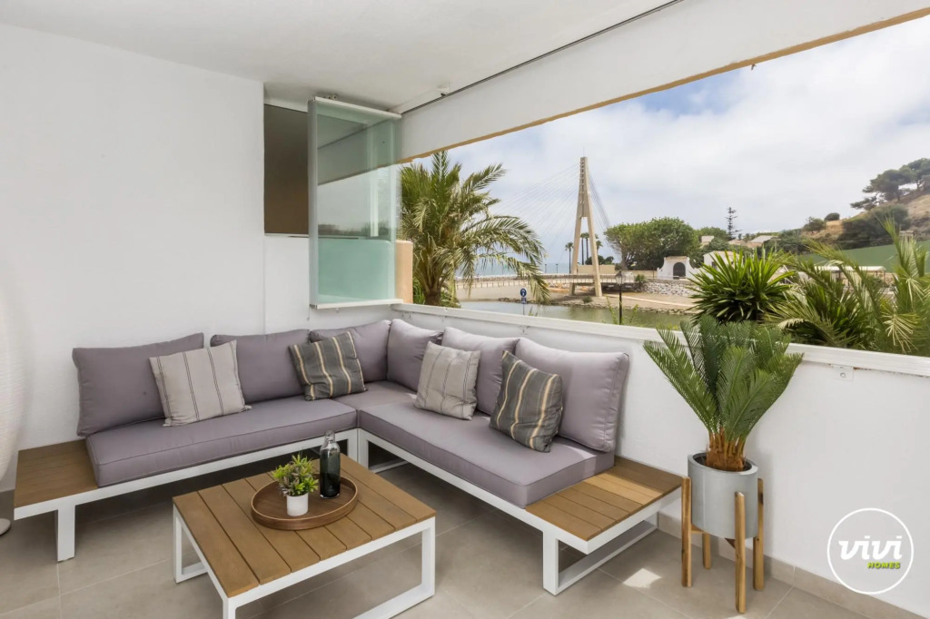 Rio in Fuengirola with 3 bedrooms and 2 bathrooms