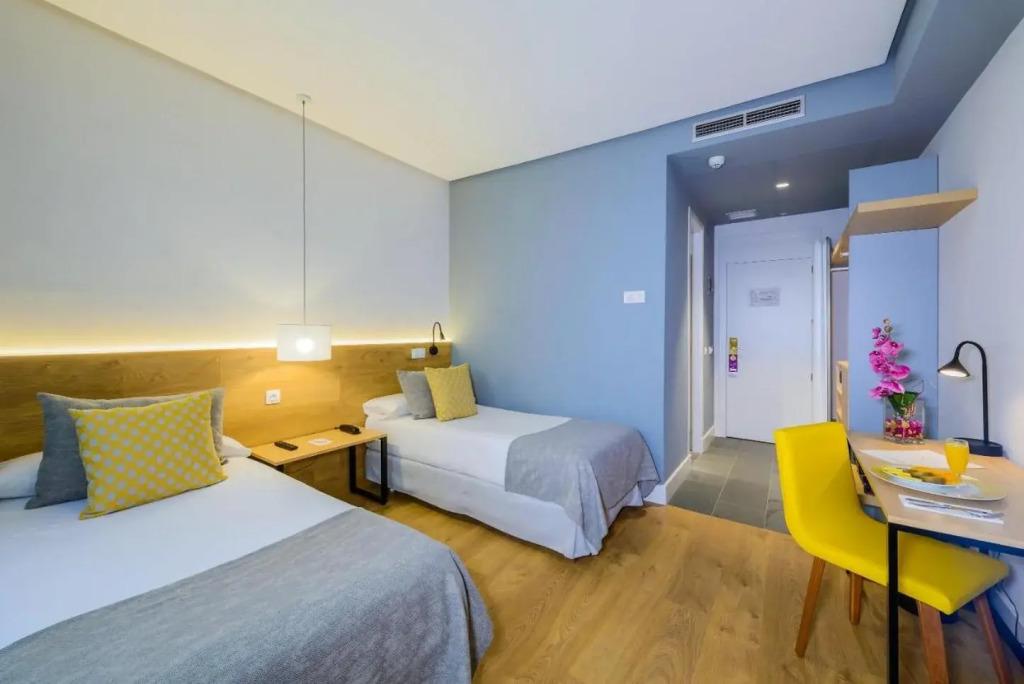 Hotel Porcel Aida