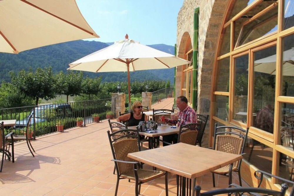 Modern Furnished Apartment Situated on the Ground Floor