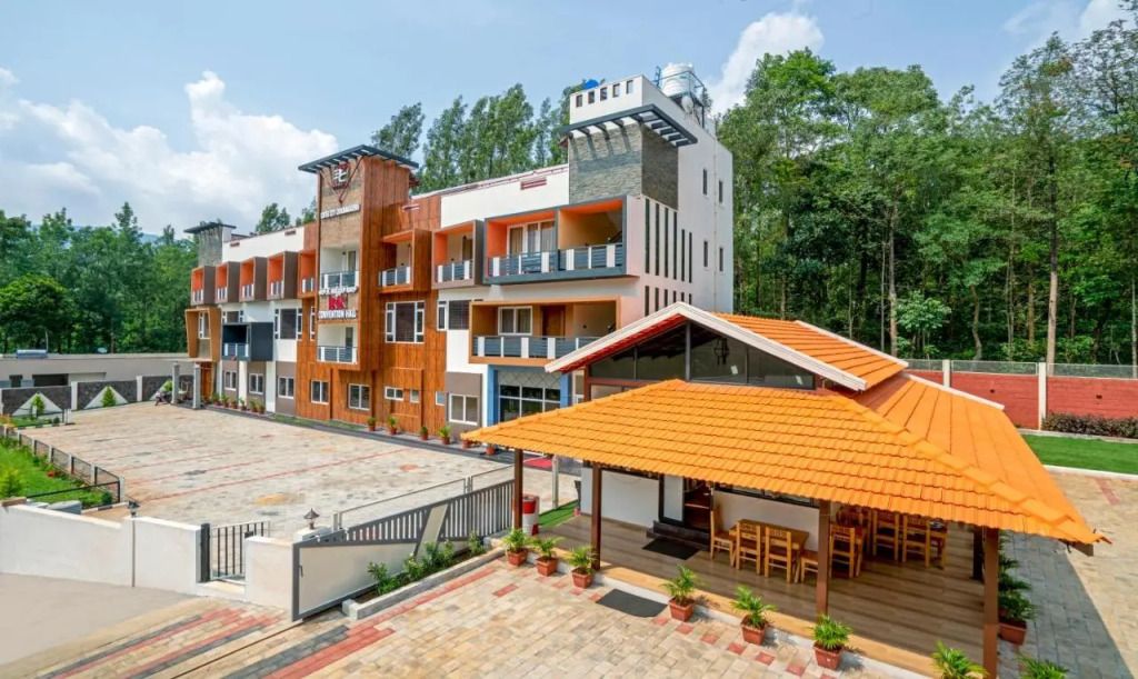 Treebo Sky Vista Suites with Hill View