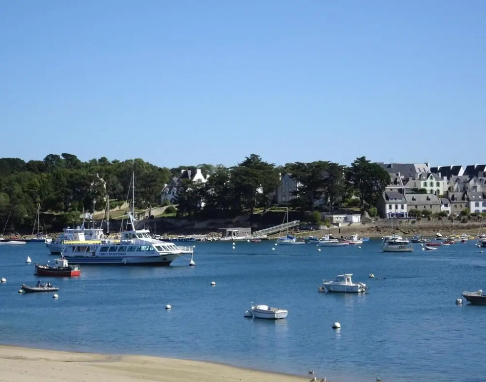 Apartment in Benodet Near Sandy Beaches