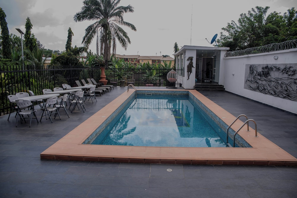 Orisun Resort & Gallery