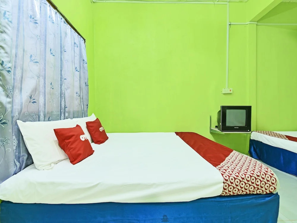 Haza Harmoni Guesthouse by OYO Rooms