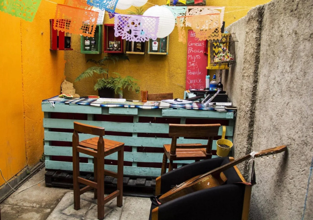 Karamba Hostel