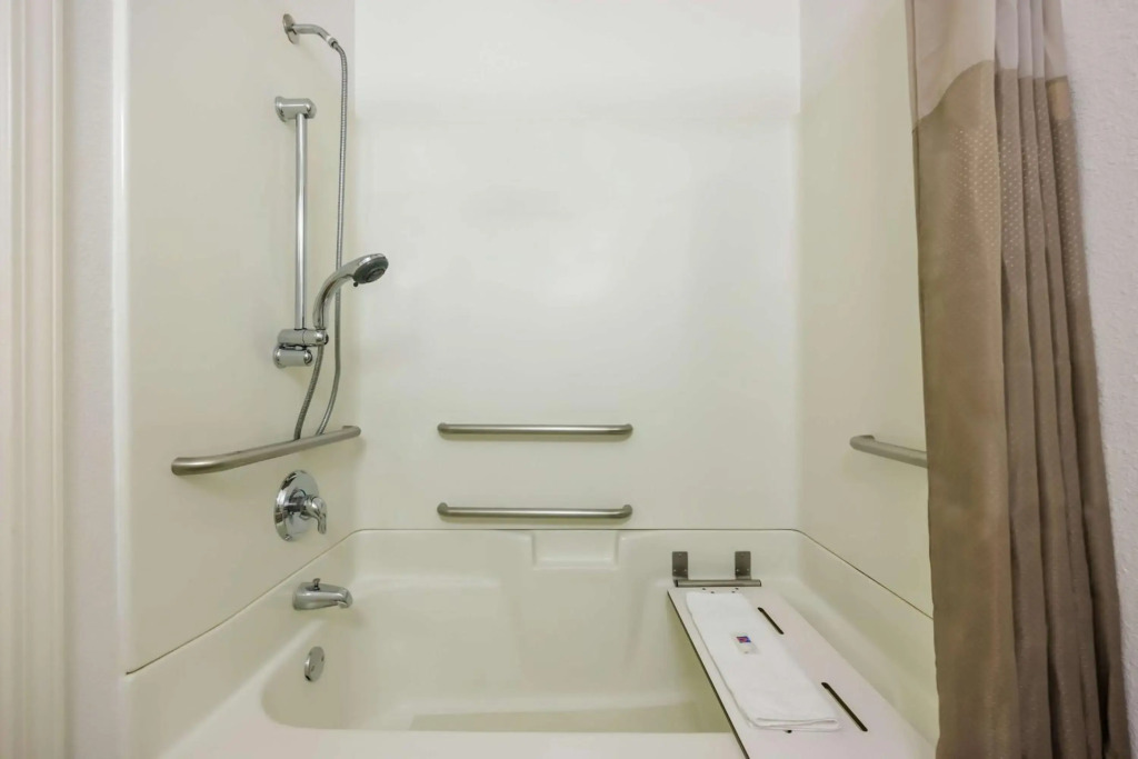 Motel 6-Canby, OR
