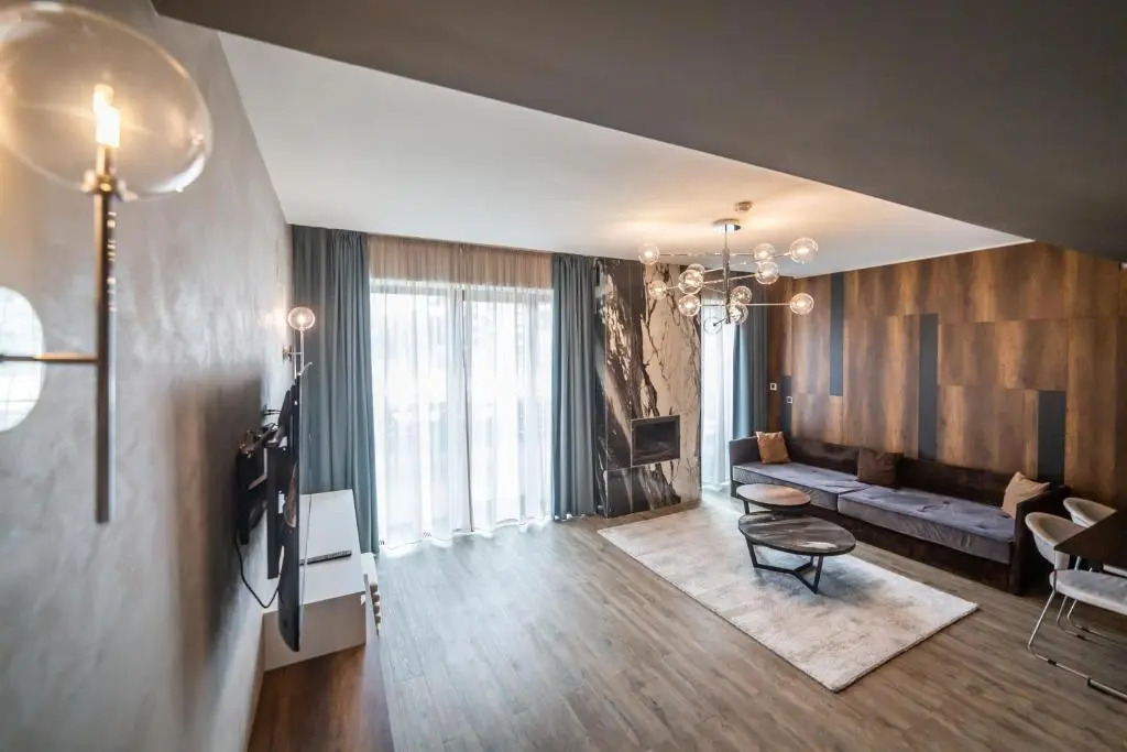 Silver Mountain Deluxe Suite B10