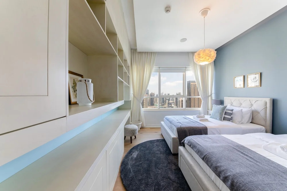 Maison Privee - Marina Quays