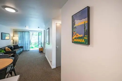 Central Luxury Apartment 108