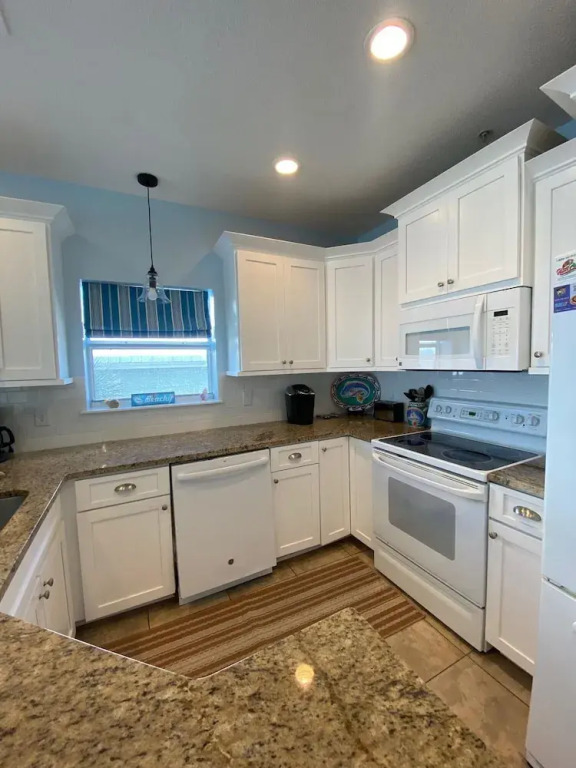 Riviera Dunes 203