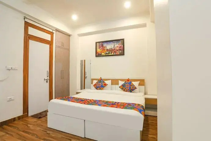 Fabexpress Vivaan Suites