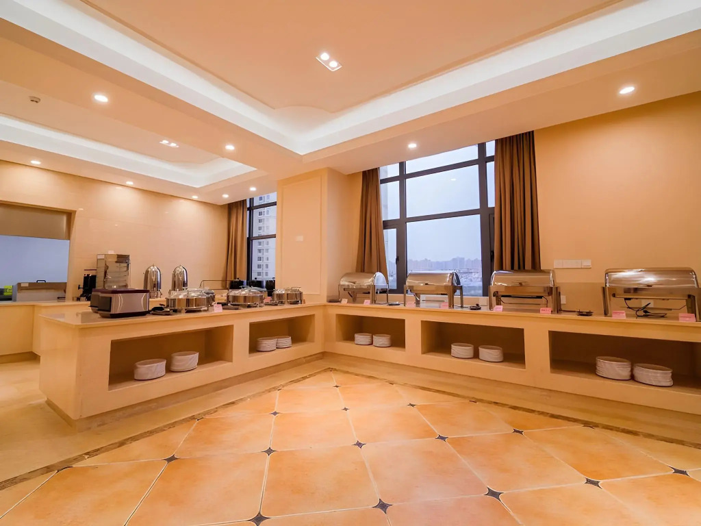 Vienna International Hotel (Wuhan Wangjiawan Tieqiao Square)