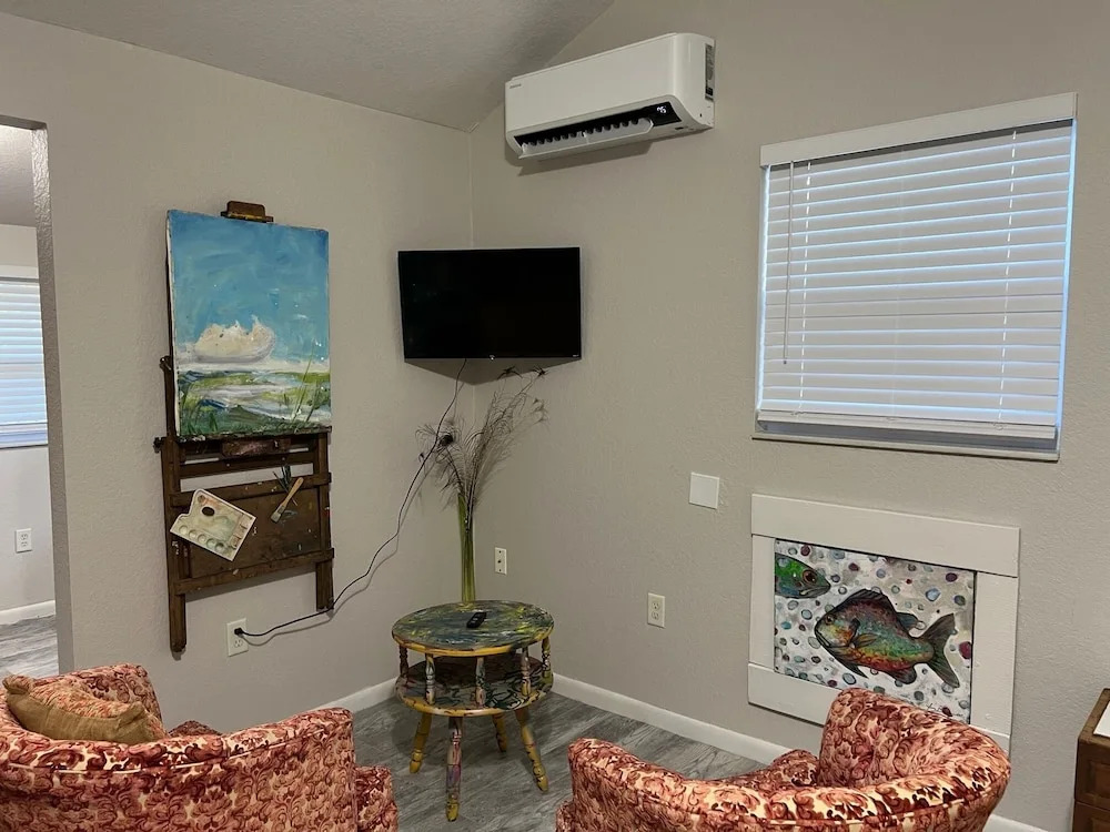 Nature Coast Inn & Cottages