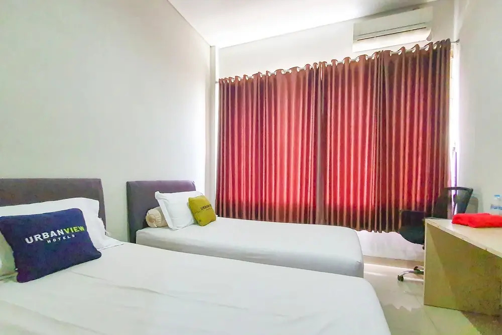 Urbanview Hotel Pondok Mas Cirebon By RedDoorz