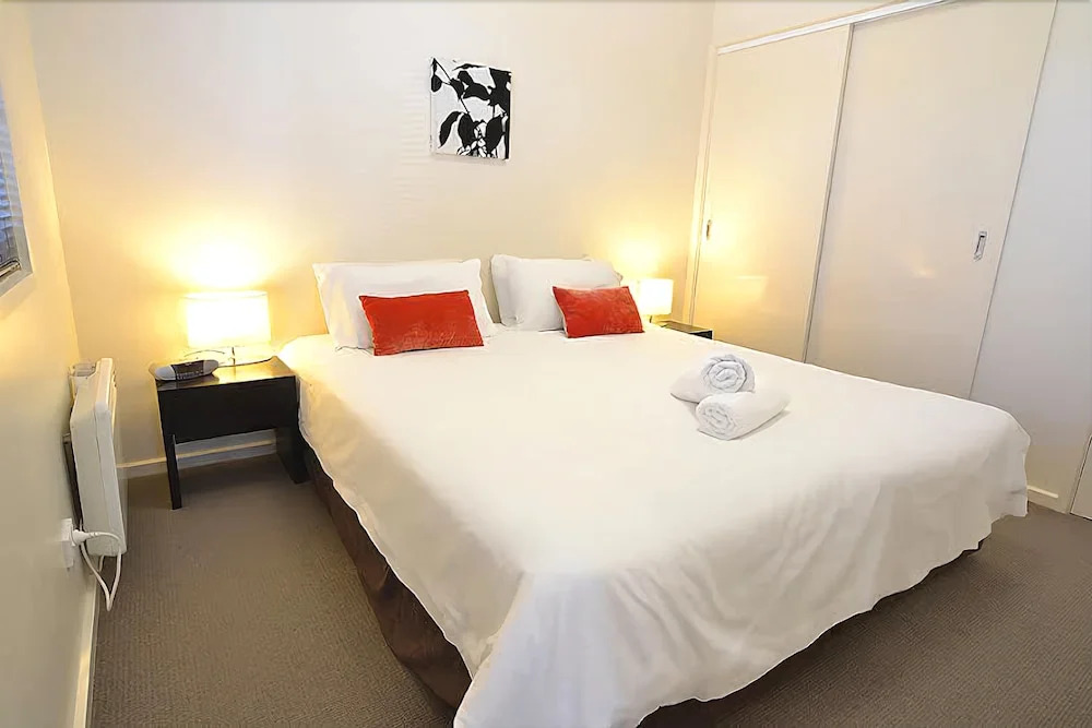 Ultima Apartments