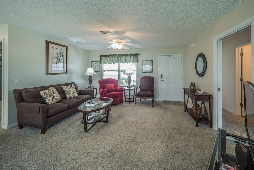 Judson Street 2237 by White Pelican VR