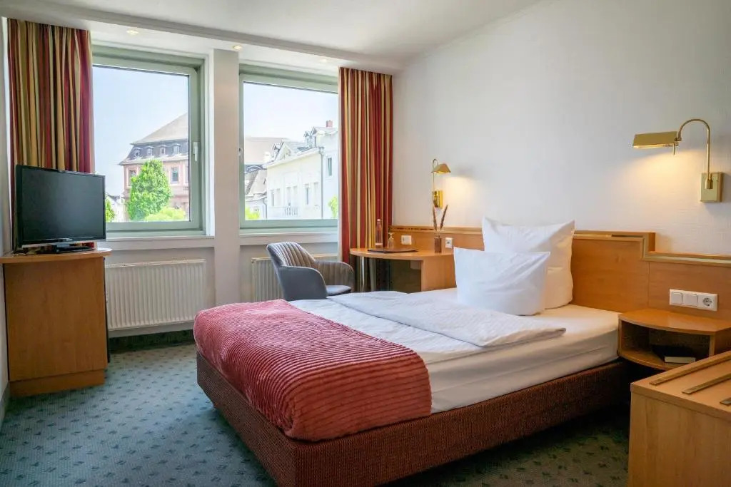 Dom Hotel