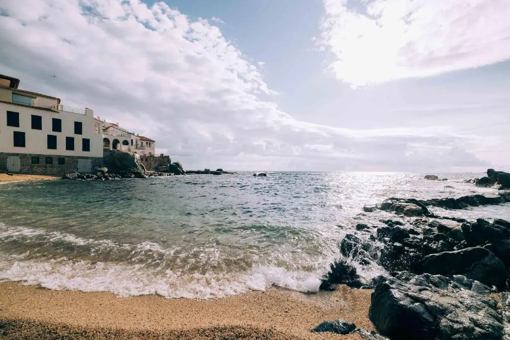 Apartamento reformado a 2 minutos de la playa en Calella!