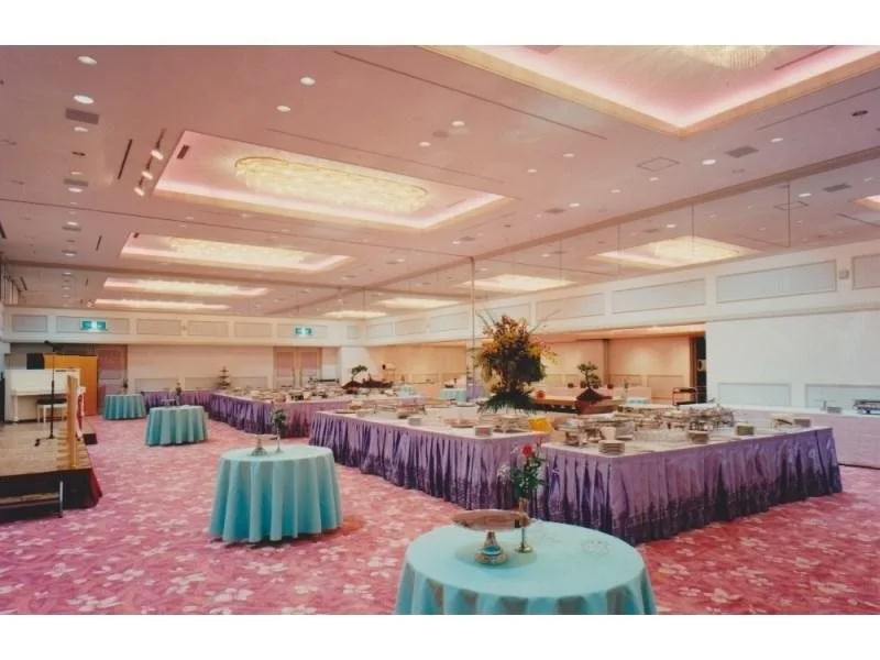 Harbor Plaza Hotel