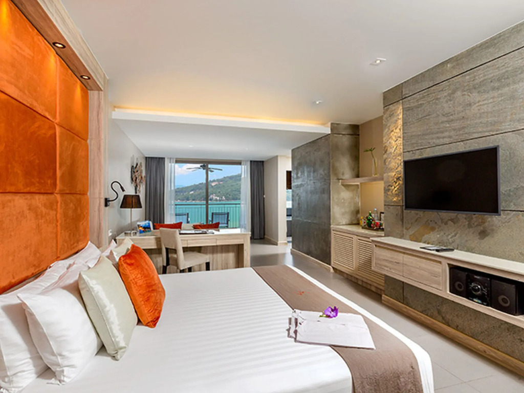 Cape Sienna Phuket Gourmet Hotel & Villas - SHA Extra Plus