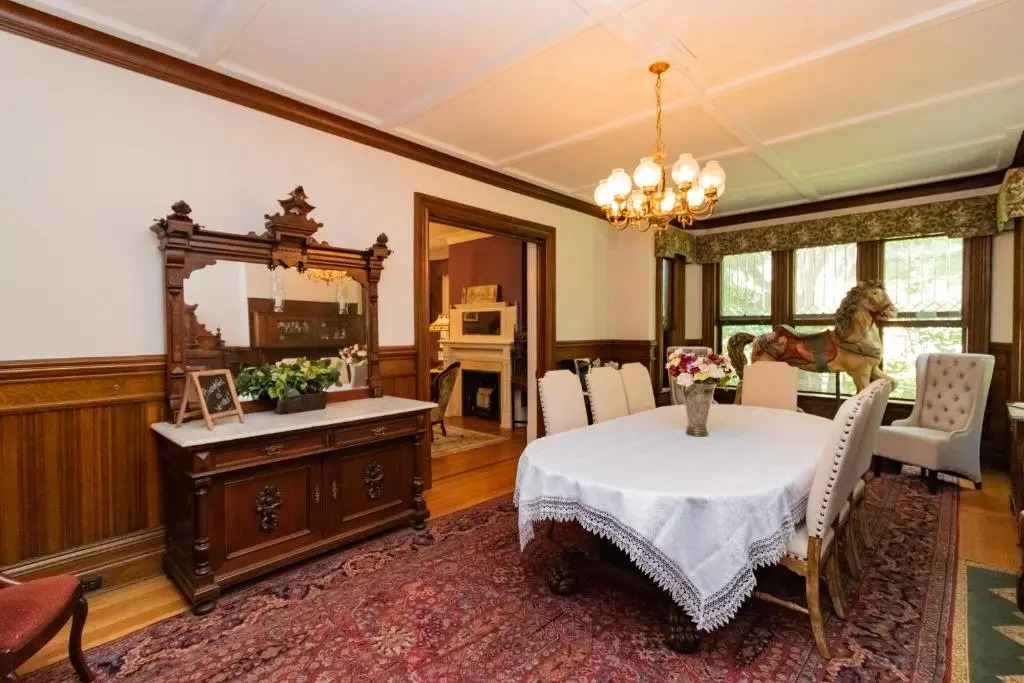 Saratoga Dreams B&B