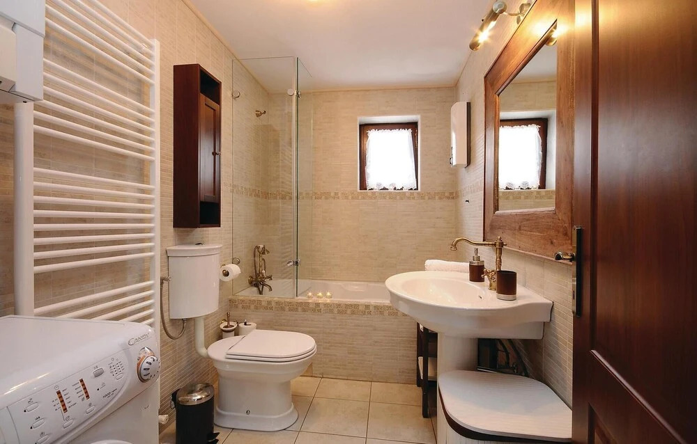 Nice Home in Lisicic With Wifi and 3 Bedrooms