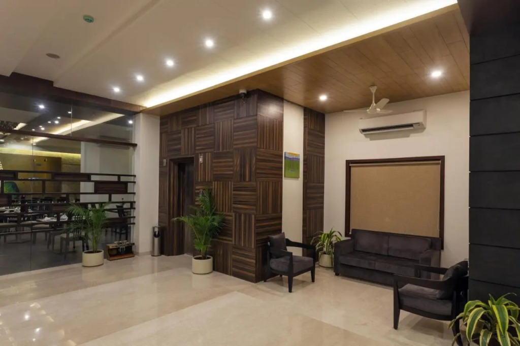 Hotel Chaitali - Pure Veg