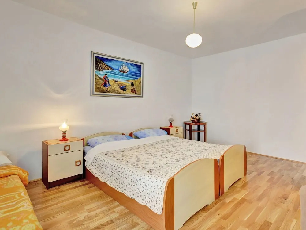 Apartment in Croatia Near the Coast