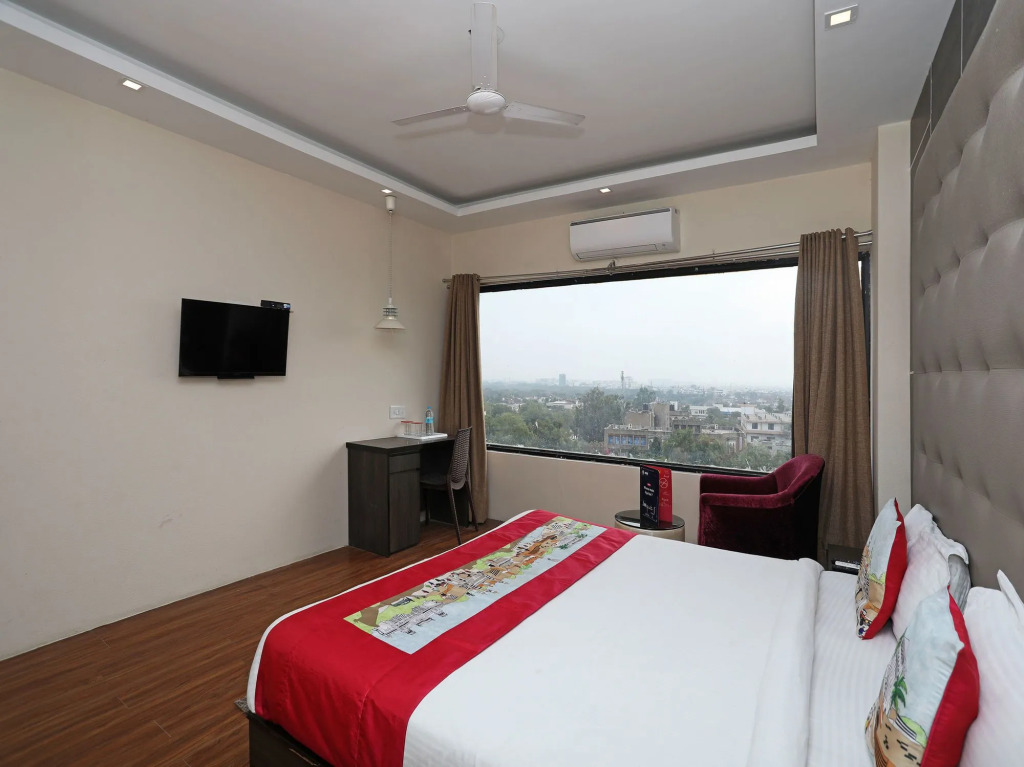 Hotel Grand Harshal