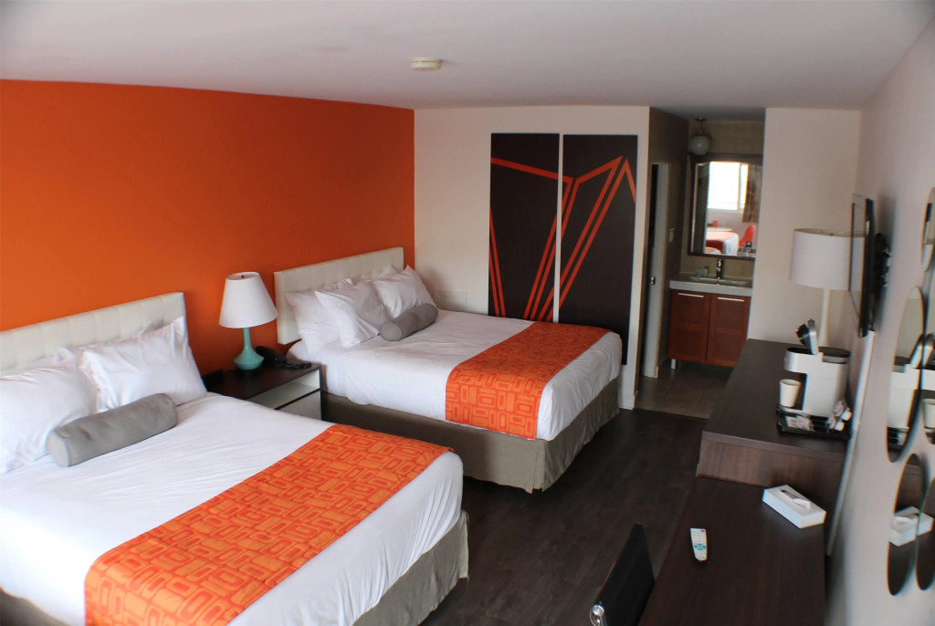 Howard Johnson Inn by Wyndham Kingston