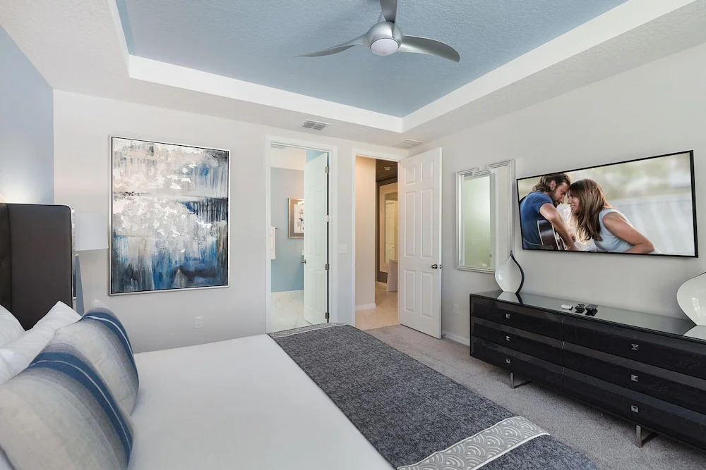 Sr005v: 9 Bed, Frozen, Incredibles, Ping Pong