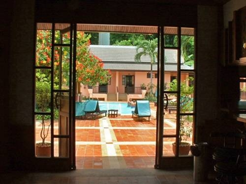 Baan Nern Sai Resort