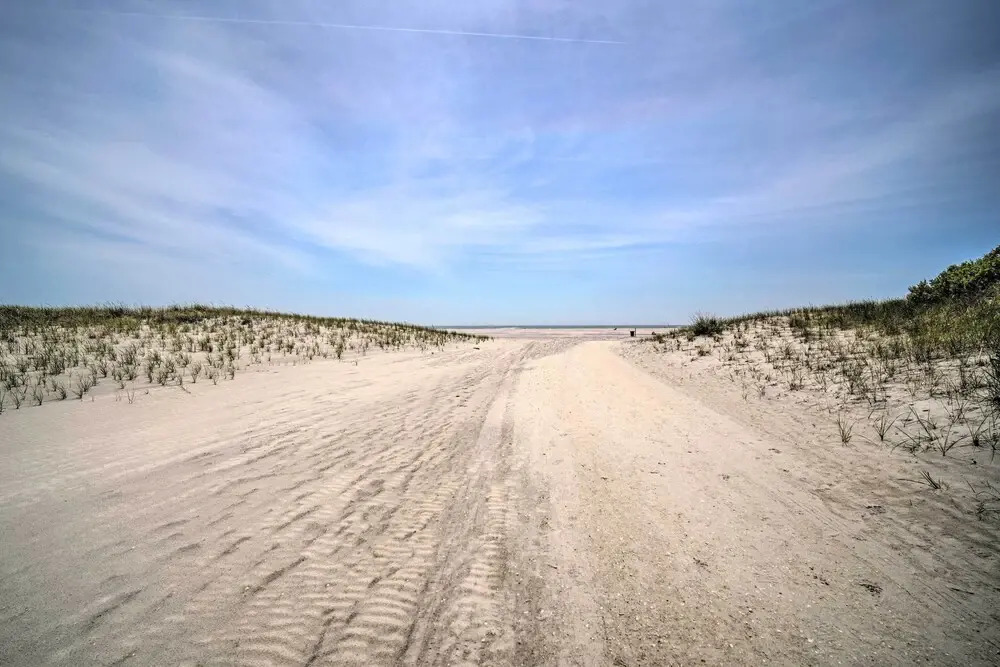 Beautiful Brigantine Condo w/ Patio & Beach Access