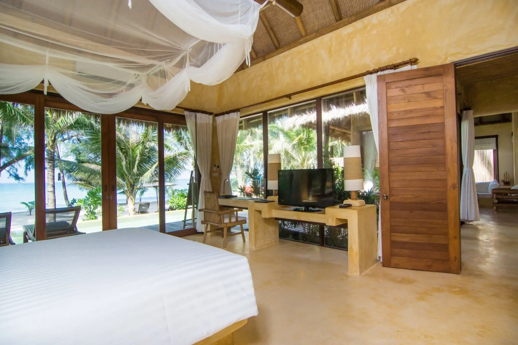High Season Pool Villa & Spa