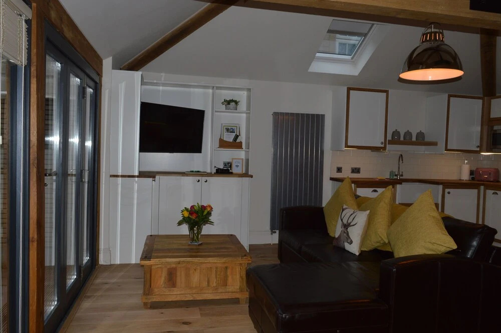 Cedar Lodge