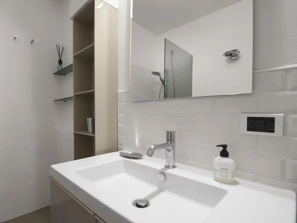 GetTheKey Hills Garden Apartment