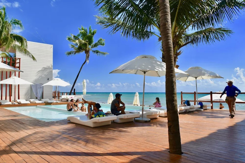 Hacienda del Carmen Condominium by ChezPlaya