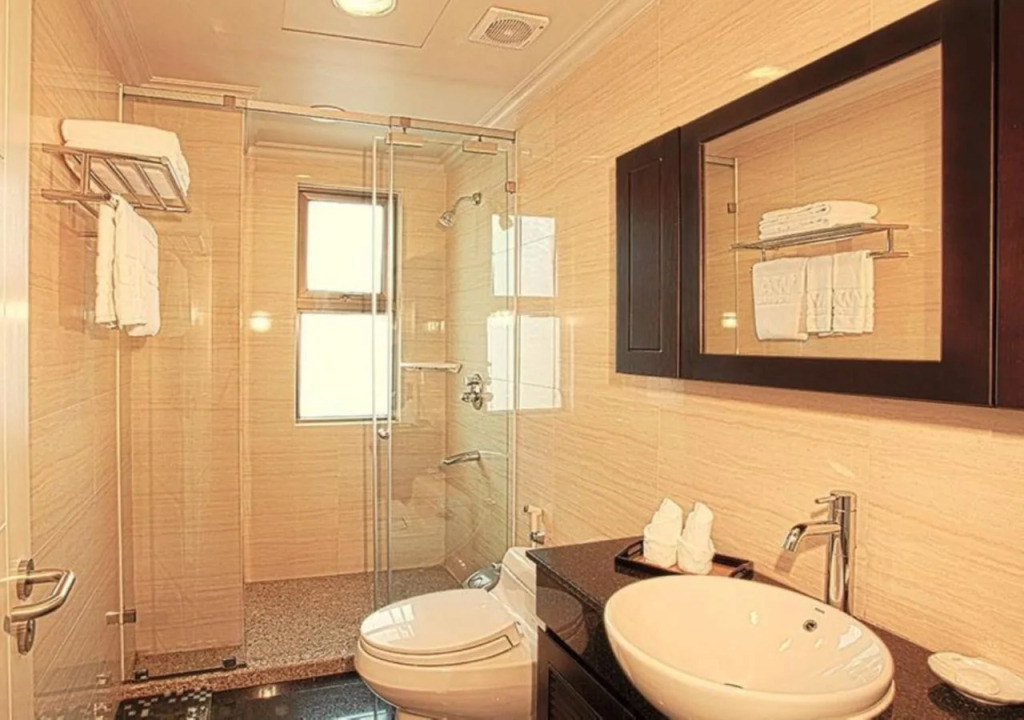 Mayfair Suites