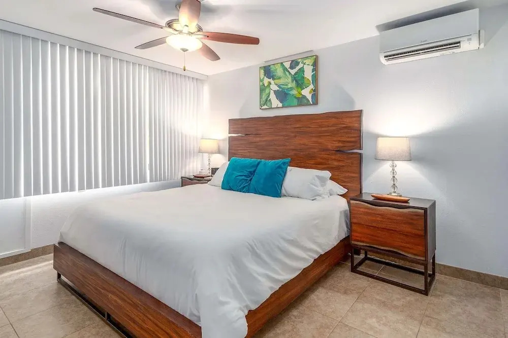 Kamaole Sands 3-308, Premier Location, Renovated, Large Lanai, Wi-fi, Split AC!
