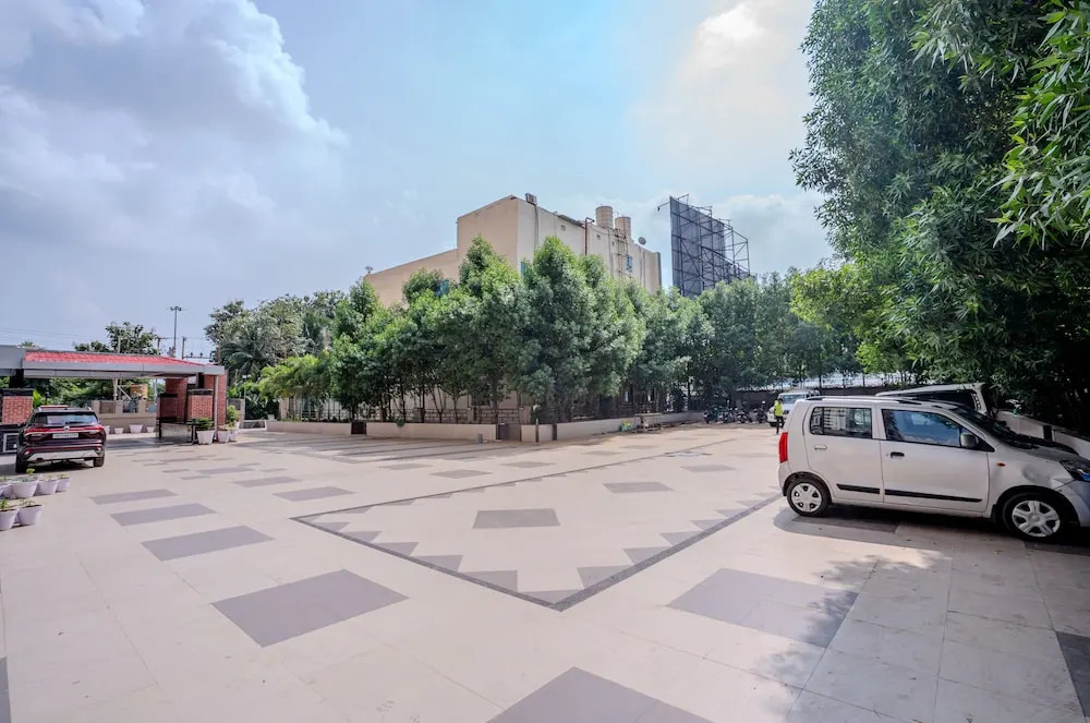 Hotel Lucky India