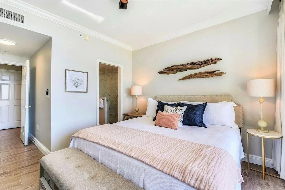 Silver Beach Towers 102w- Southern Heirs