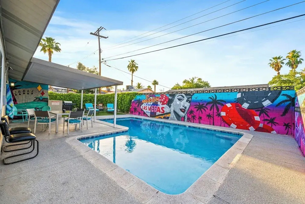 Highly Upgraded 4bd2bath Home With Private Pool