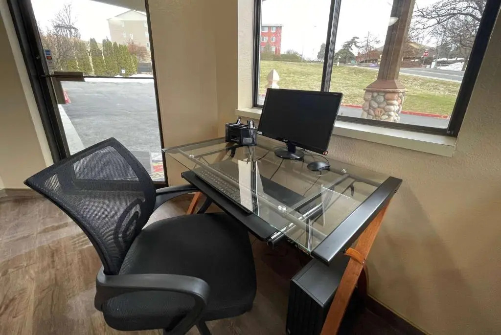 FairBridge Inn & Suites Moscow - Pullman