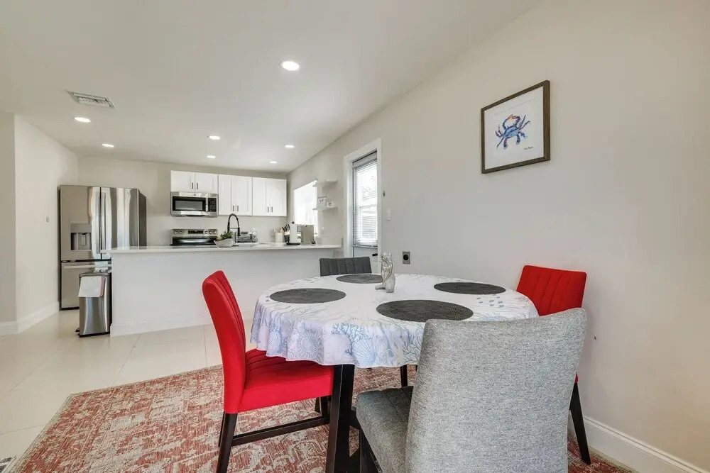 1 Block to Beach: Gulf Coast Escape w/ Patio!