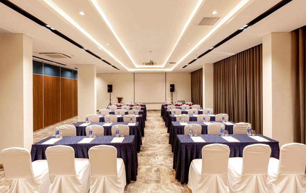 PHU THANG GRAND HOTEL