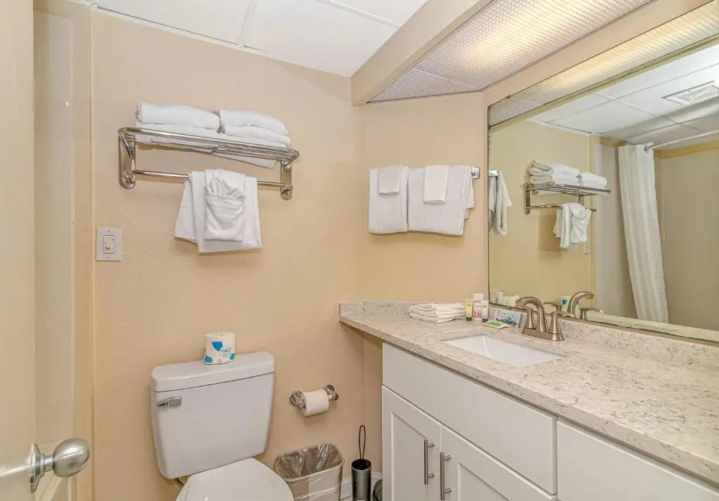 Oceanfront 1 Bedroom 2 Bath Suite Boardwalk 439