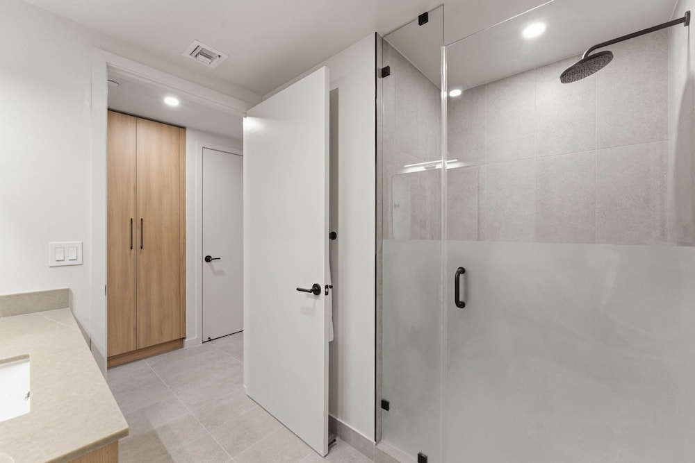 Chic Studio in the Heart of Miami 4 Guests